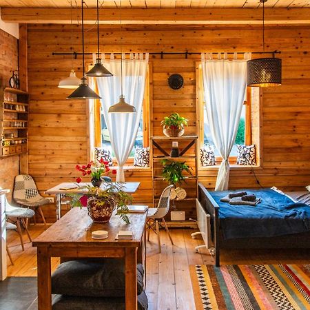 Minifaktura Loft Apartman & Reggelizo Es Etelbar Szokolya Exteriör bild