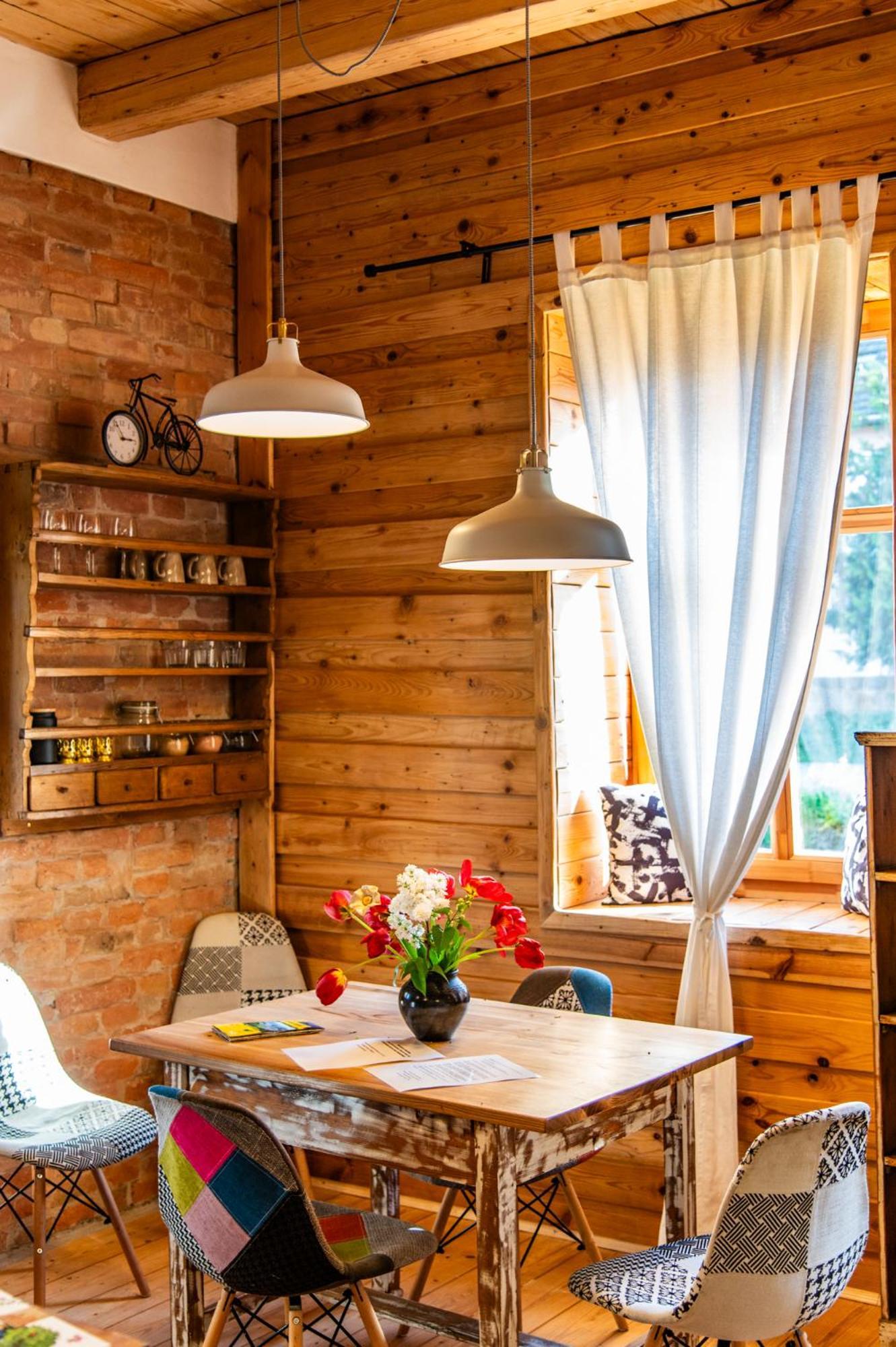 Minifaktura Loft Apartman & Reggelizo Es Etelbar Szokolya Exteriör bild