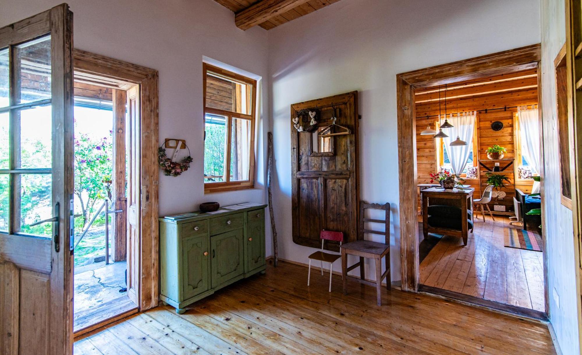 Minifaktura Loft Apartman & Reggelizo Es Etelbar Szokolya Exteriör bild