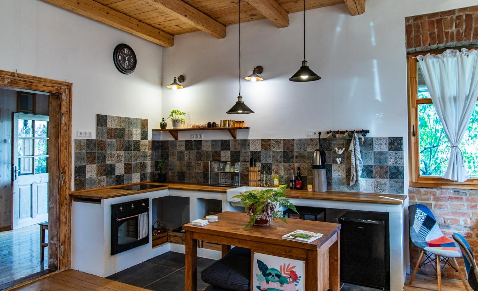 Minifaktura Loft Apartman & Reggelizo Es Etelbar Szokolya Exteriör bild